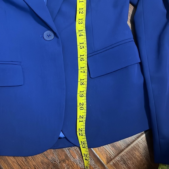 Forever 21 royal blue blazer size medium - Picture 5 of 5